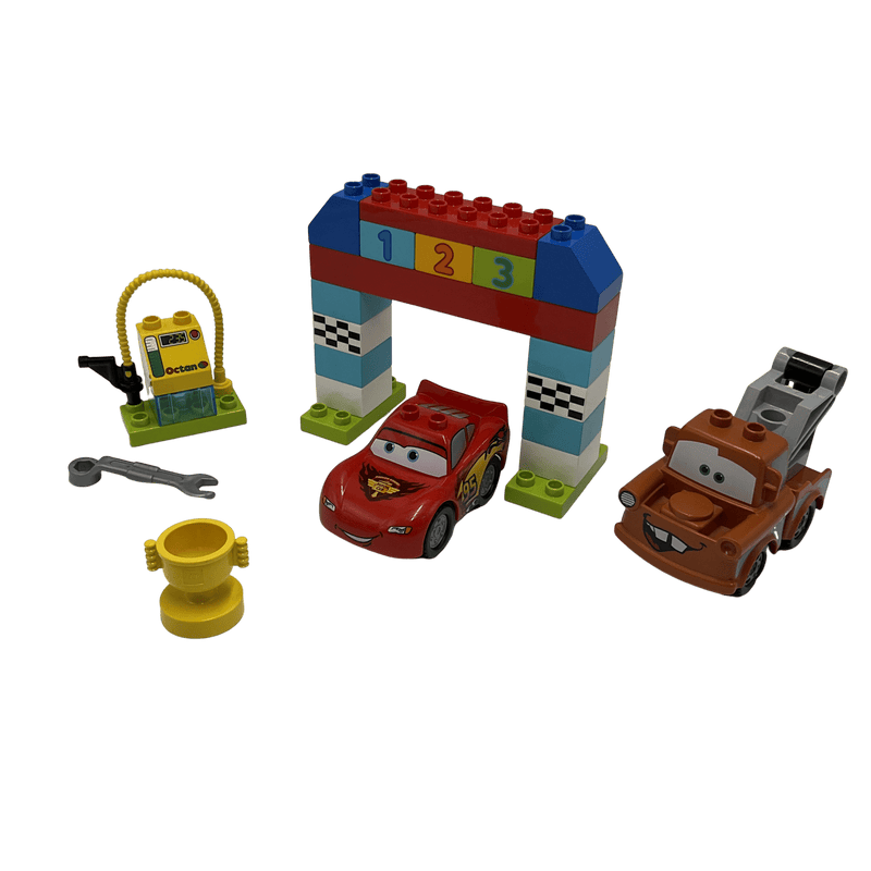 La course classique Disney Pixar Cars Duplo 10600 - KIDIBAM