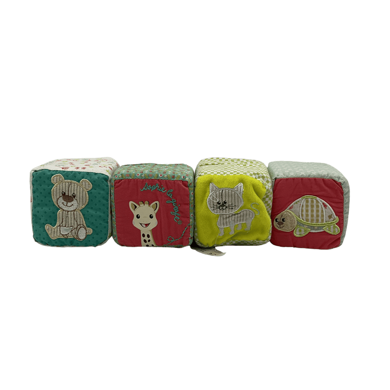 Lot de 4 cubes d'activités en tissu - Sophie la Girafe - KIDIBAM